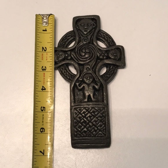 Preowned Wild Goose Studio Galen Priory Cross - 6” - Picture 6 of 6